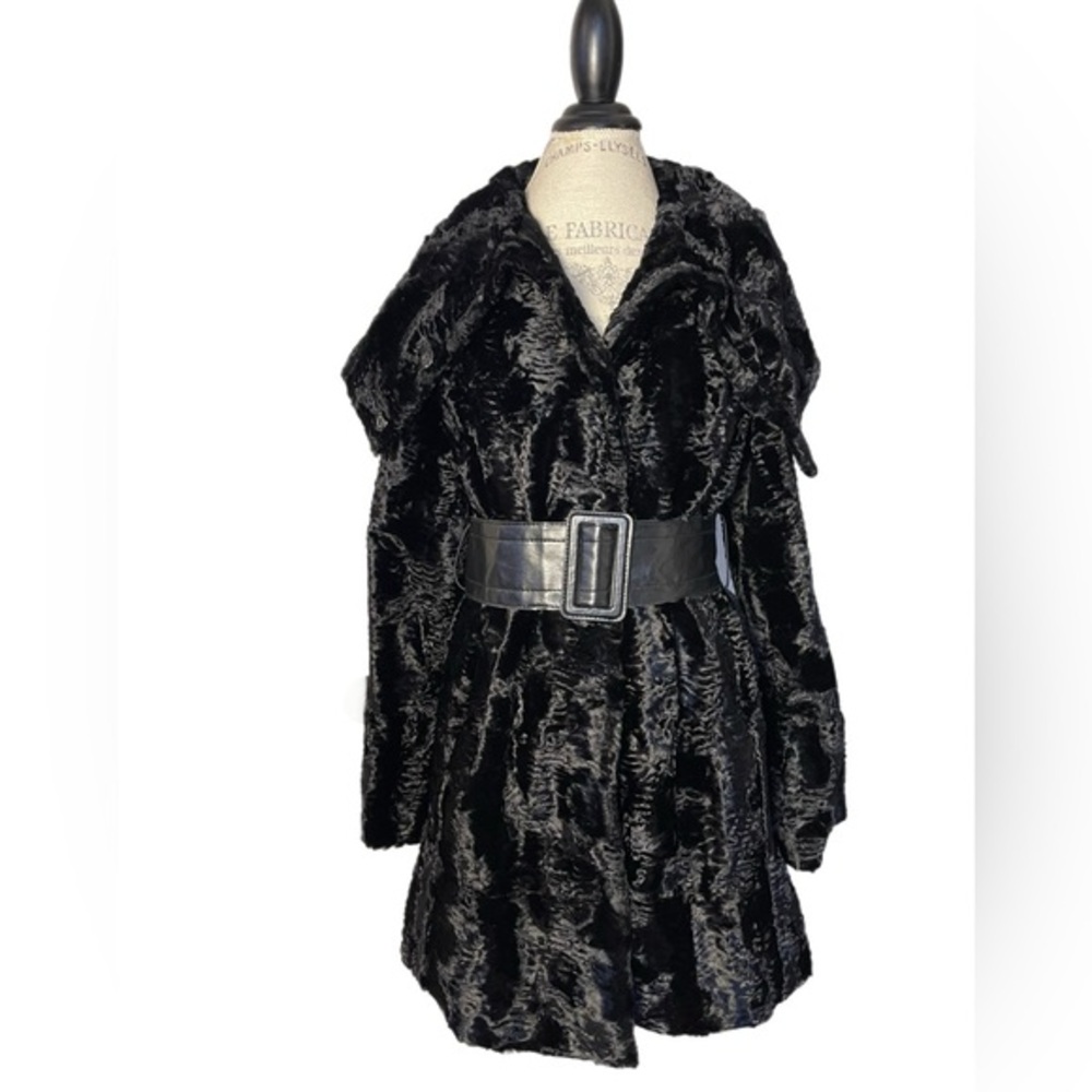 Laundry By Shelli Segal Elegant Black Faux Fur Coat Size Medium